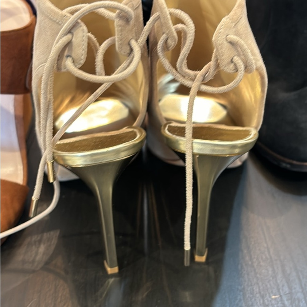 Jimmy Choo Beige Suede Heels 39 1/2